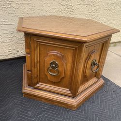 Night Stands Set/Buros /Tables 