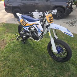 2018 husqvarna 450 supermoto