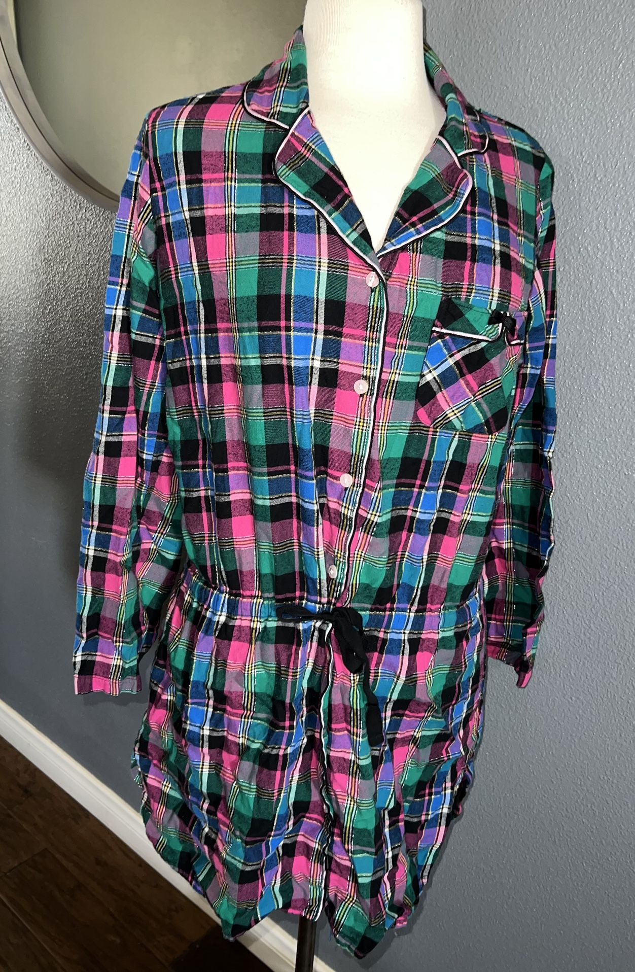 Victoria’s Secret Plaid Night Shirt Size M