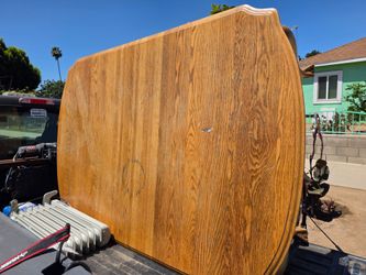 Free Dinning Table