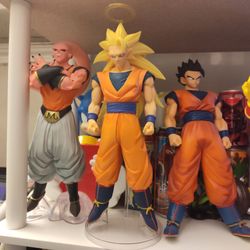 Dragon ball figures