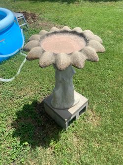 Bird Bath concrete 2 piece