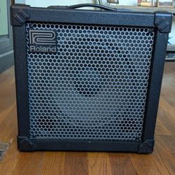 ROLAND CUBE-30 AMP