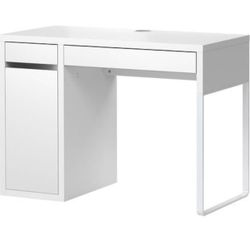 IKEA Micke Desk