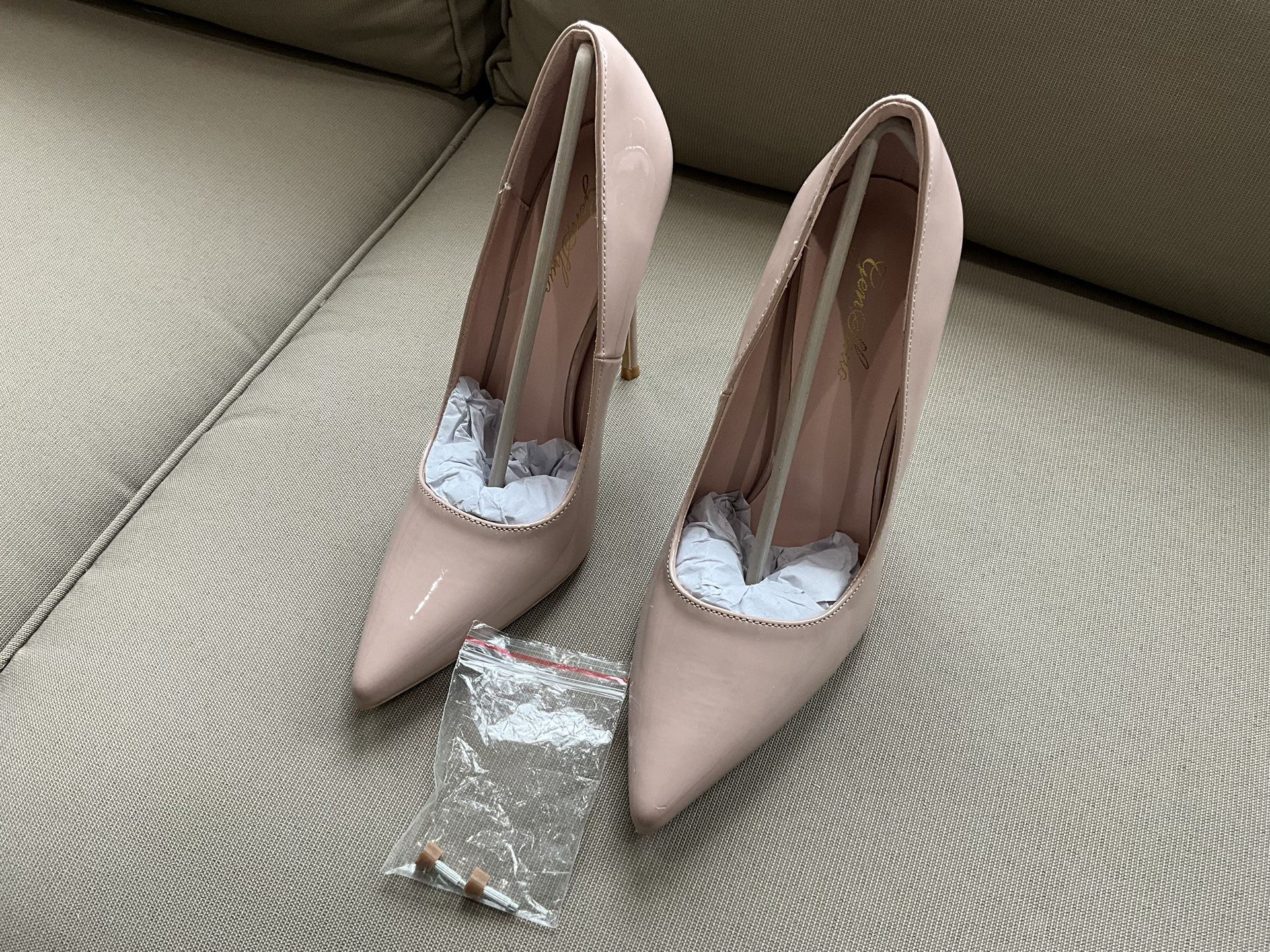 Gen Shuo Women’s High Heel Shoes Size 7 nude pumps high heel 4 inch size 7 New Without The Box 