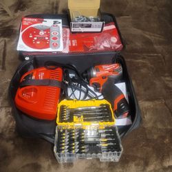 Milwaukee M12 cordless 12v2 Tool Kit