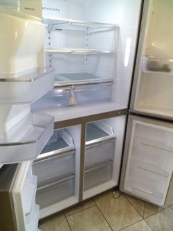 Samsung 4 doors refrigerator