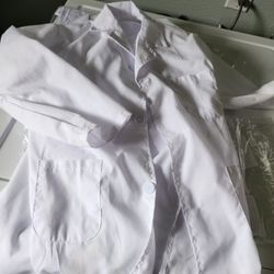 10 Children's Lab Coats