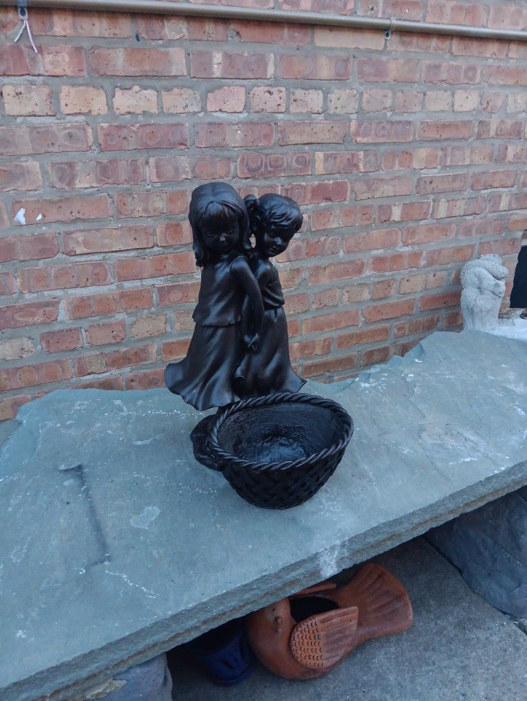 19" H Fiberglass Statue Planter Or Birdbath Outdoor Garden Decor 