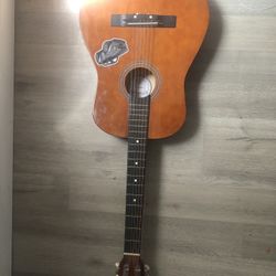 Acoustic 6 String Guitar 