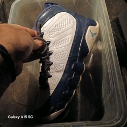 Size 7 Jordan  For Women 