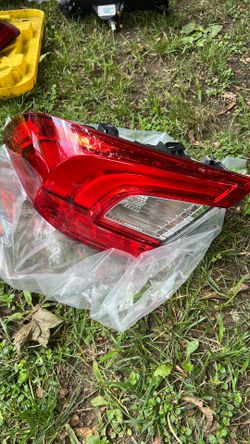 2020 Honda accord rear taillight RIGHT side