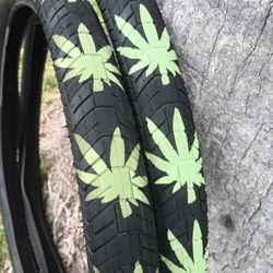 Very Rare Huf Cult Pro Bmx 26in Cruiser Tires Best Offer Takes Them 