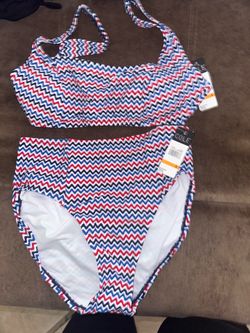 Women’s 2-piece swimsuit