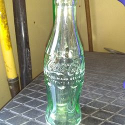 Vintage 6.5 oz. Glass Coca Cola Bottle