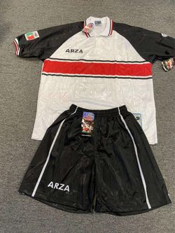 Uniforme Arza en especial