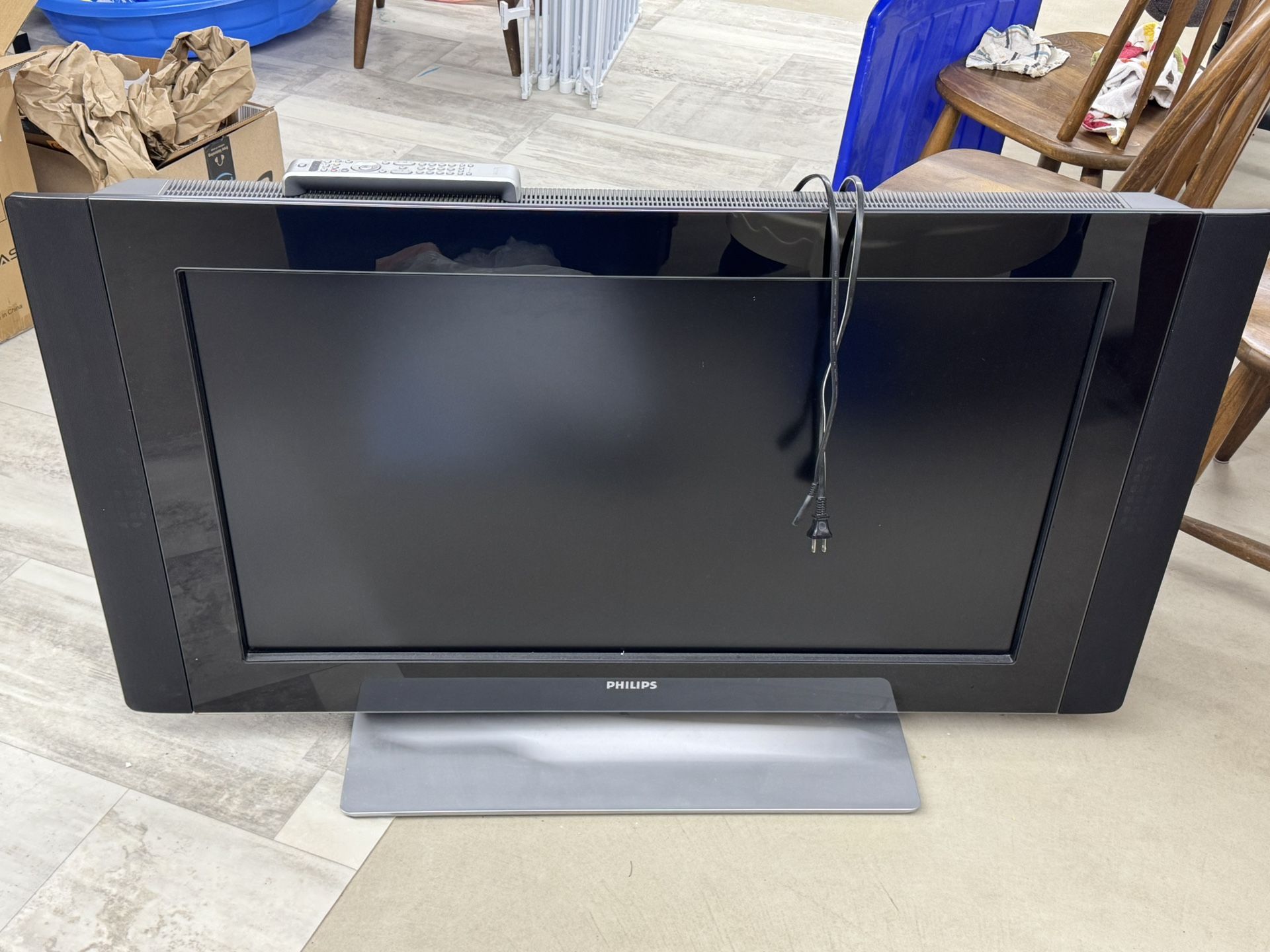 42 Inch TV
