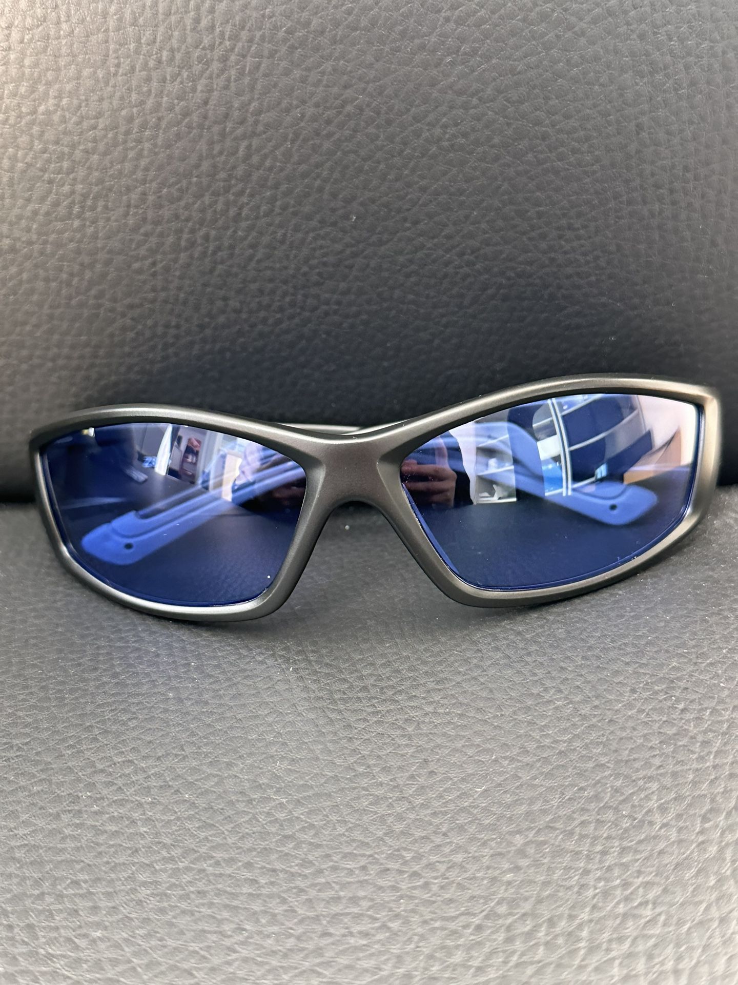 HPS Glasses With Case