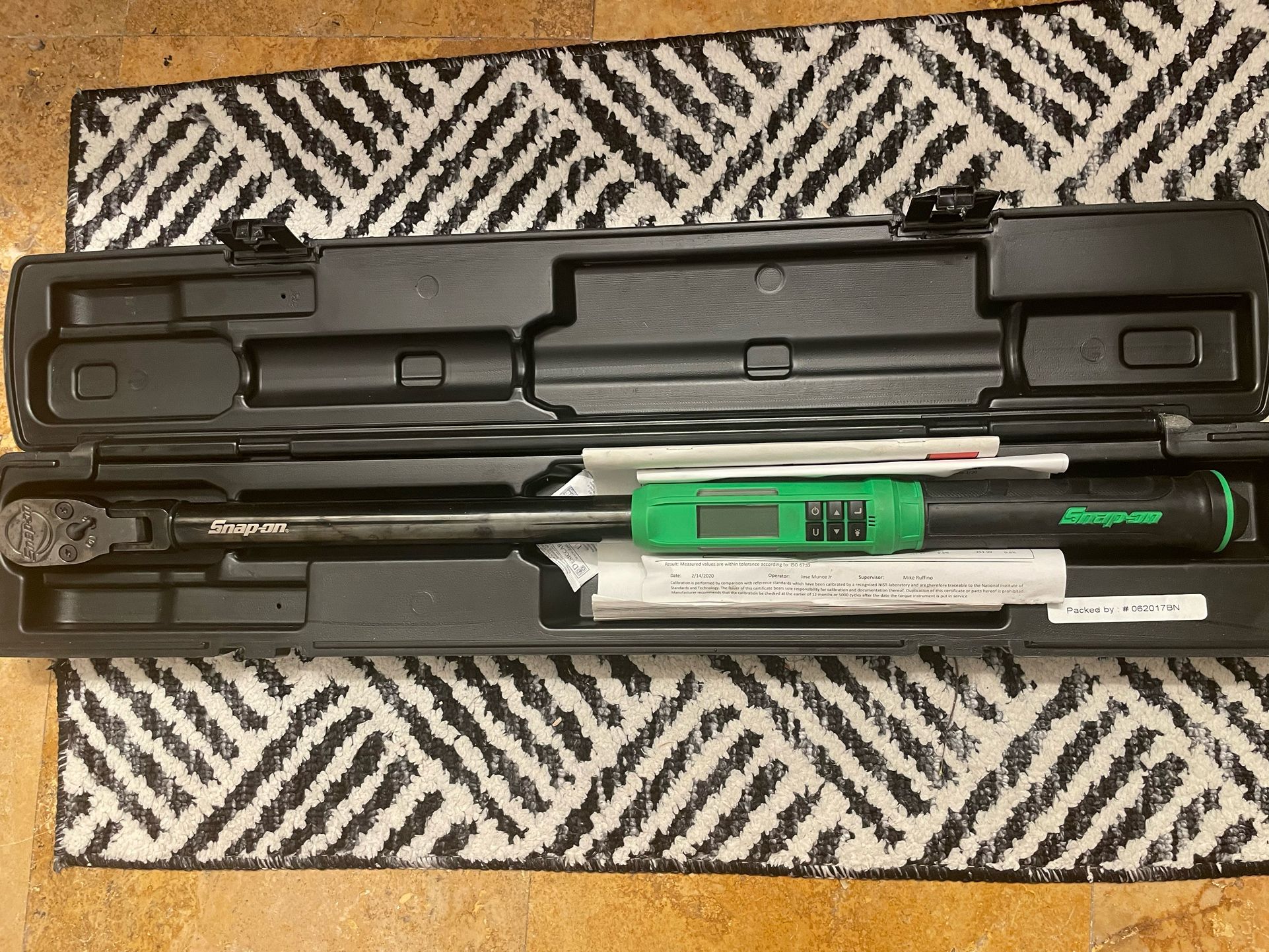 Snap On 1/2 Torque Wrench