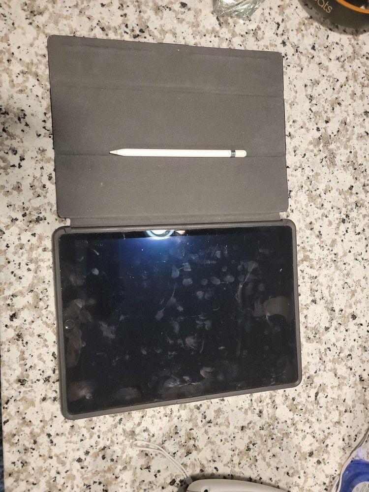 IPad PRO 12.9 INCH & APPLE PENCIL