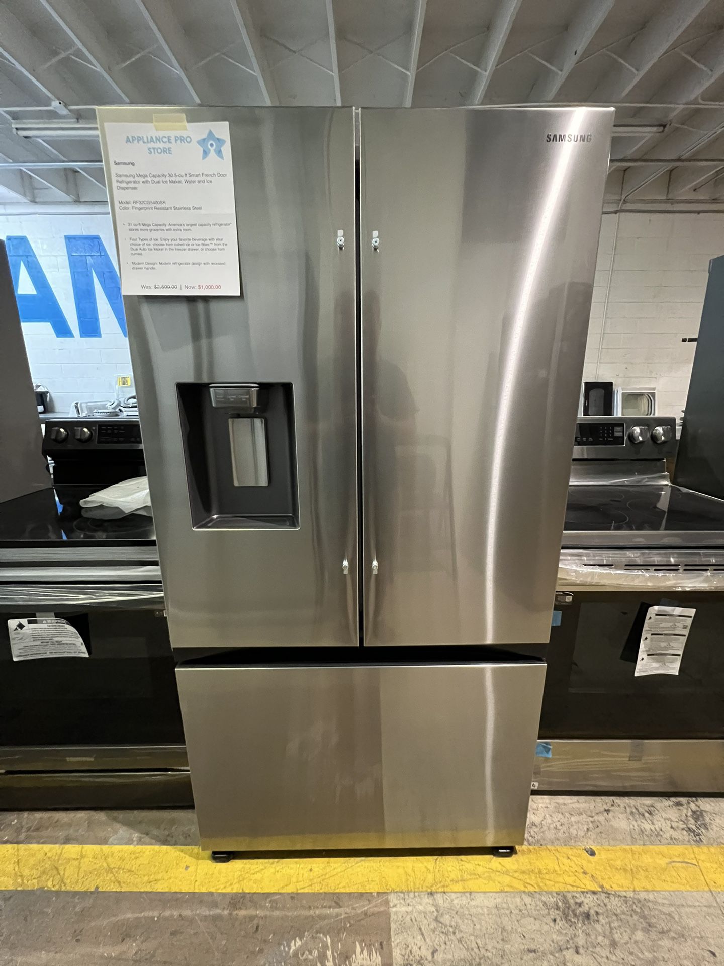 🔥New🔥 Samsung Mega Capacity 30.5-cu ft Smart French Door Refrigerator with Dual Ice Maker, Water and Ice Dispenser
