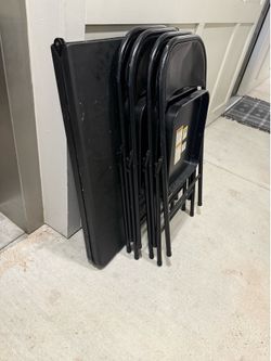 Folding table 4 chairs