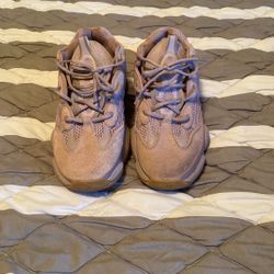 Yeezy 500 Soft Vision 