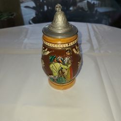 TheWalt porcelain stein 6" tall