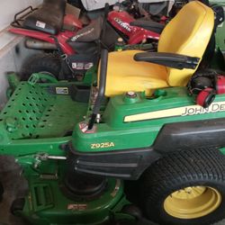 John Deere 925a