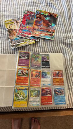 POKEMÓN CARD BINDER
