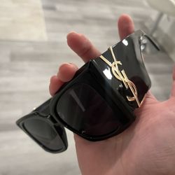 🖤Y.S.L Sungl@sses✔️🖤