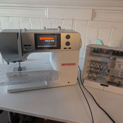 Bernina B480 Used Quilting and Sewing Machine 