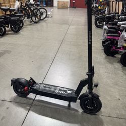 Electric scooter