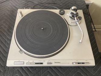 Technics SL-D205