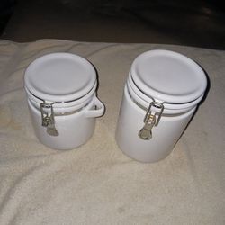 White Ceramic Cookie Jars Both For $15