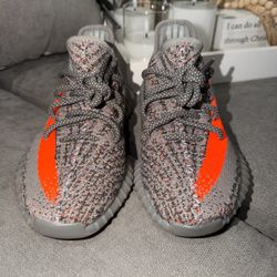 Adidas Yeezy Boost 350 V2 Beluga sneakers in a grey and orange size 5