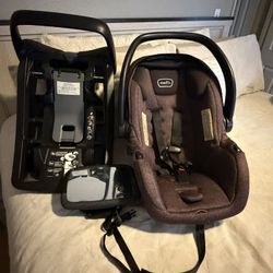 Eveflo Car seat + Base