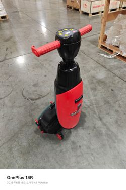 Handle floor scrubber