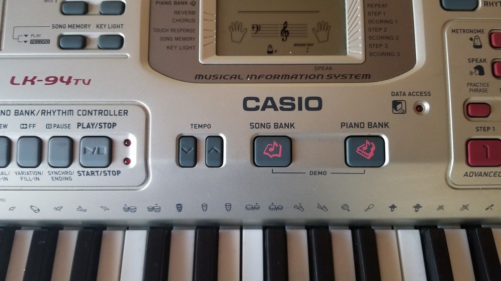 Electric Keyboard