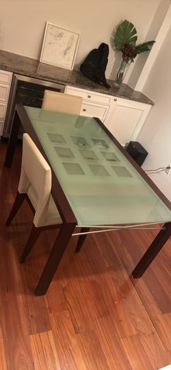 Modern Extendable Dining Table – Glass & Wood – Seats 4 to 10 + 4 Beige Leather Chairs