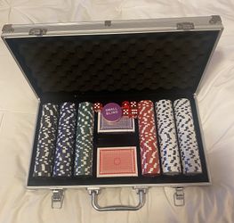 Poker Chip Set - 300PCS Poker Chips with Aluminum Case