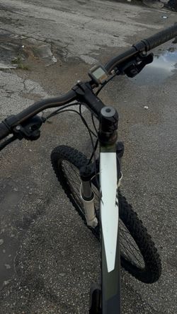 Jamis Trail X Mountain Bike