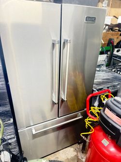 Viking proffesional counter depth French door 36”w