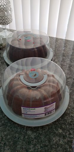 HOMEMADE PEACH LB CAKE WITH PEACH GLAZE ICING!