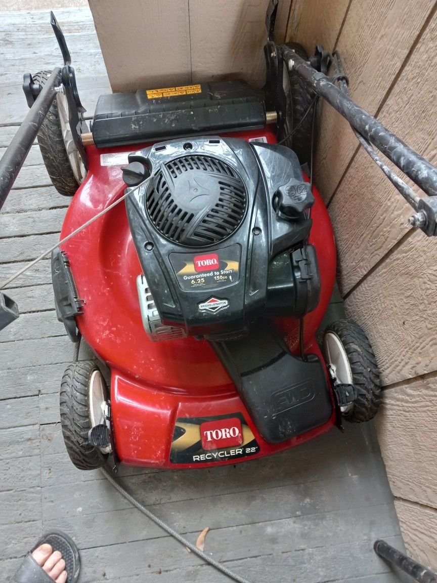 Lawnmower Toro Recycler 22" Variable Speed Self Propelled, Only Used 1 Season True