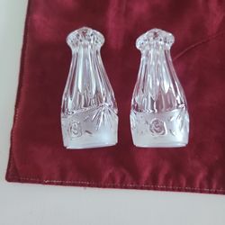 Oneida Salt And Pepper Shakers