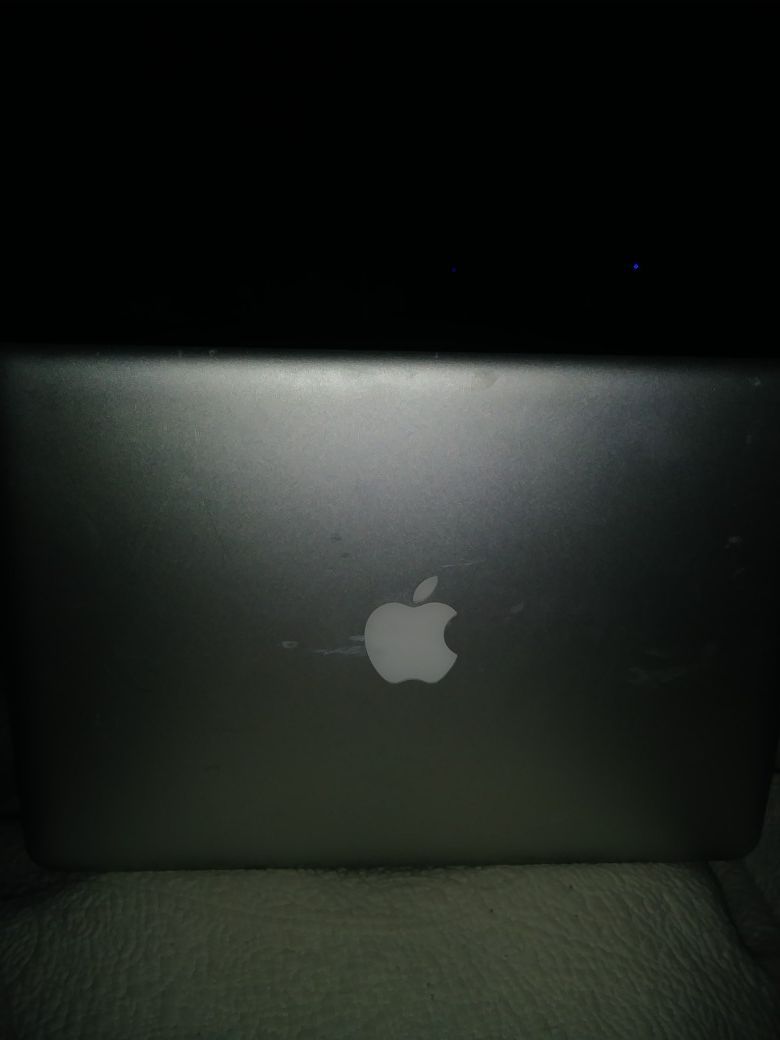 MacBook Pro 13' (Negotiable)