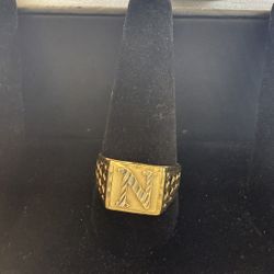 “N” Initial Ring In 10k Yellow Gold