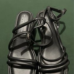 Platform sandals