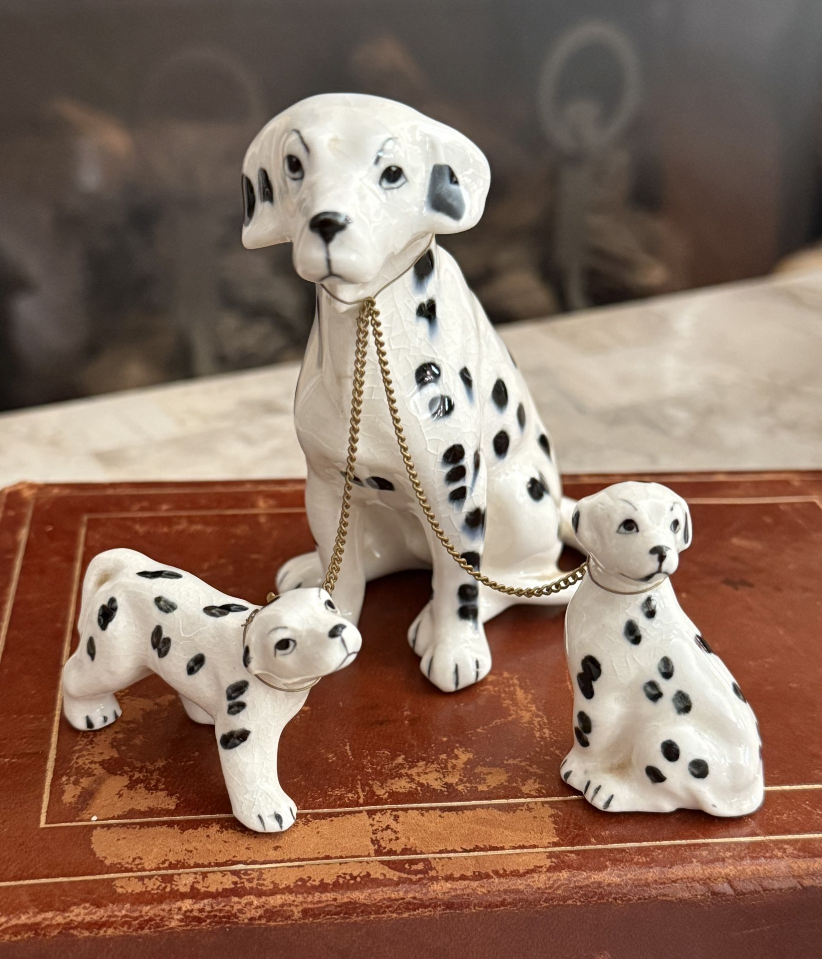 Vintage G Novelty Co. Dalmatian Bone China Mama & Pups Japan Figurines 4.5” 2.5”